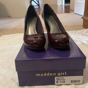 Madden Girl size 8.5, Getta Wine